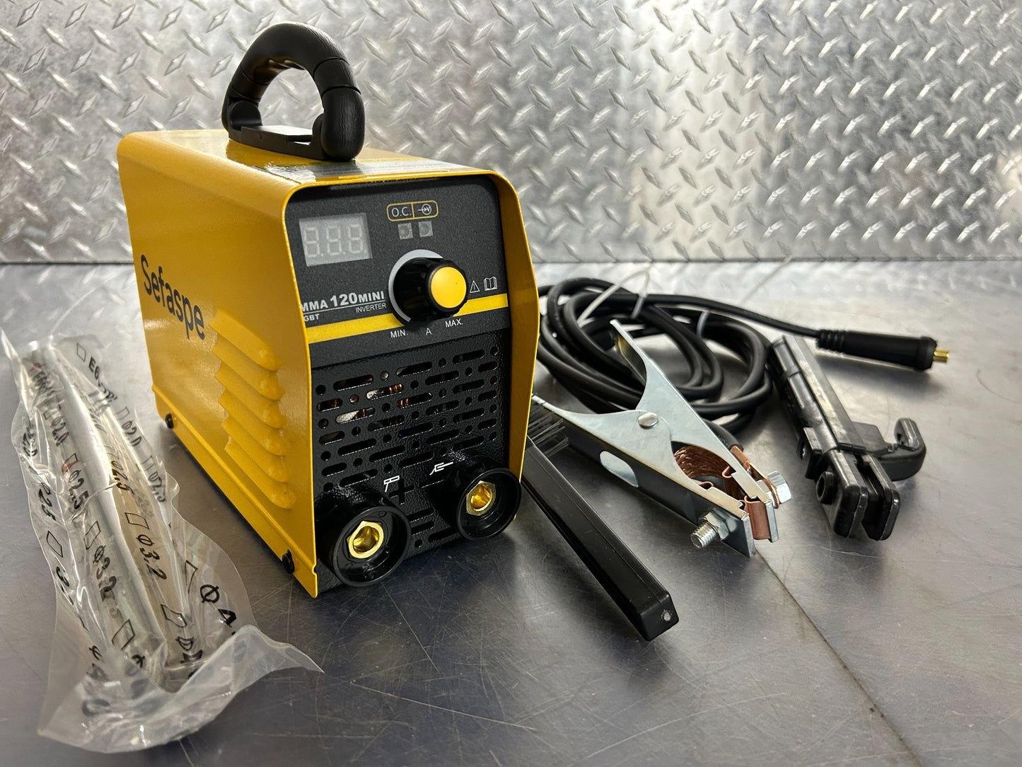 110V 120A Stick Welder with Digital Display & Synergic Control