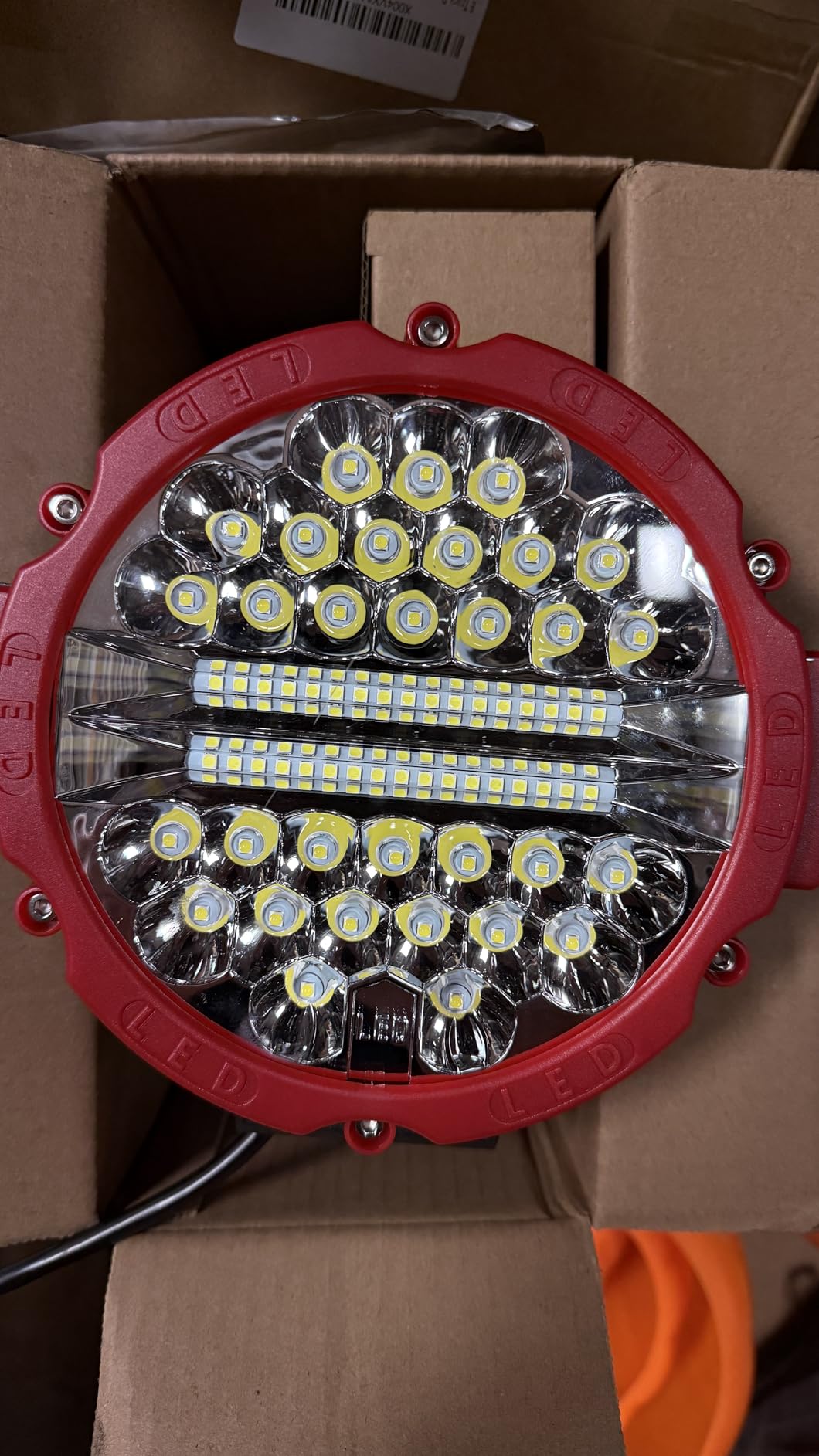 Round LED light pod side detail image