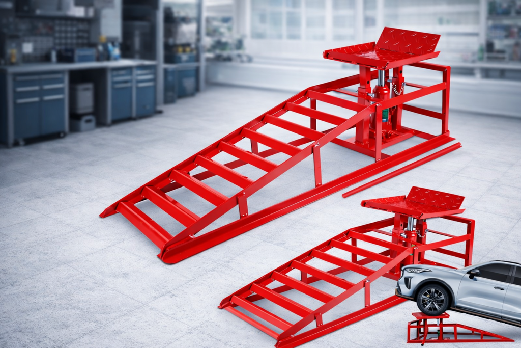 Hydraulic car ramp side view